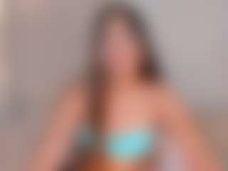Live cam show with LillySandersX - Thin on Gym Cam Girls