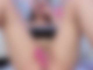 Live cam show with little-Sky - Shaved Pussy on Camsoda