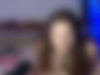 Live cam show with Nikki-Sabel - Brown Hair on Camsoda