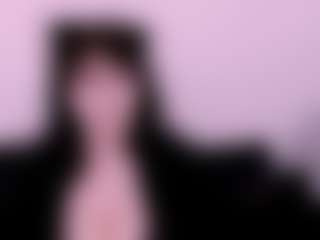 Live cam show with SamantaWild - Domination on AdultVida.com