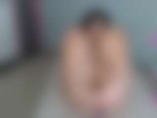 Scarlett-Jhonson-Ch's Live Sex Cam Show