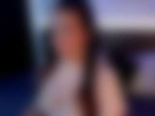 Live cam show with Sofiaaa-Smith18 - Teen (18+) on fapnchat
