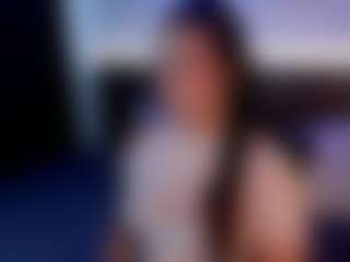 Live cam show with Sofiaaa-Smith18 - College on UwU Esports