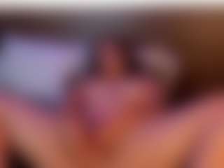 Live cam show with Sofiaaa-Smith18 - Body Massage on fuklive.com