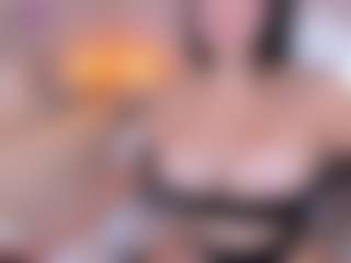 SofiaThonsonn's Live Sex Cam Show