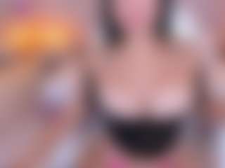 SofiaThonsonn's Live Sex Cam Show