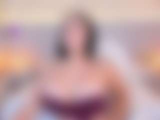 SofiaThonsonn's Live Sex Cam Show