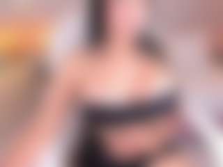 SofiaThonsonn's Live Sex Cam Show
