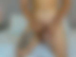 SofiaThonsonn's Live Sex Cam Show