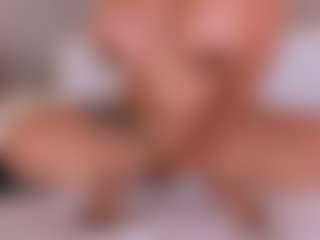 SofiaThonsonn's Live Sex Cam Show