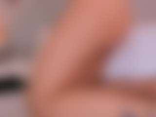 SofiaThonsonn's Live Sex Cam Show