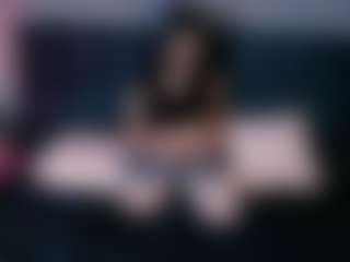 Live cam show with star-doll - Cosplay on MyBangCams
