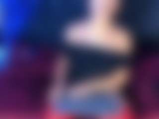 Live cam show with star-doll - Moaning on LiveSexCams6