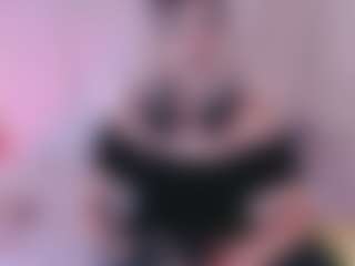 Live cam show with star-doll - Twerk on TastyBlacksLive