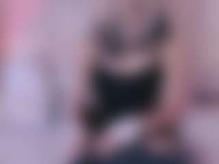 Live cam show with star-doll - White on SpunkLive | colombia