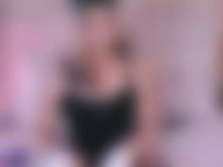 Live cam show with star-doll - Normal on xxxlivecams.org