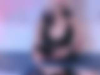 Live cam show with star-doll - Flashing on CamwithHer