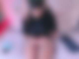 Live cam show with star-doll - Petite on https://playwithruby.com