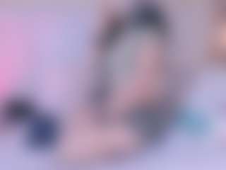 Live cam show with star-doll - Goth on Hubzter Live