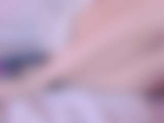 Live cam show with star-doll - Goth on CamClone