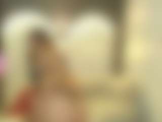 Live cam show with Tuty-R - Normal on Camsoda