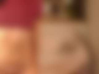 Ysenne-Josse's Live Sex Cam Show