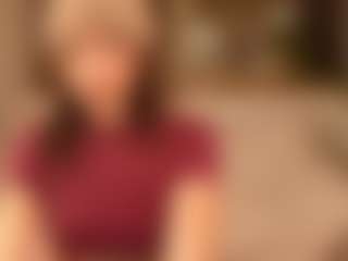 Ysenne-Josse's Live Sex Cam Show
