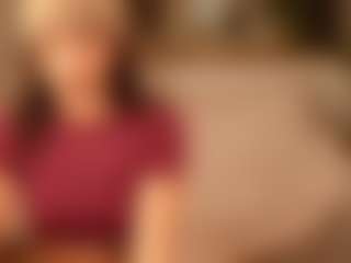 Ysenne-Josse's Live Sex Cam Show