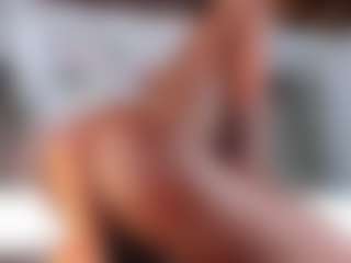 Live cam show with ZafiraBlack - Spank on fapnchat