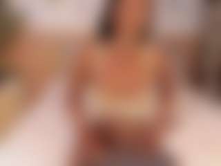 Live cam show with ZafiraBlack - Oil on nudelive.tv