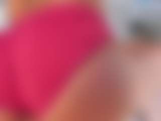 Live cam show with ZafiraBlack - Body Massage on SquirtSoMuch