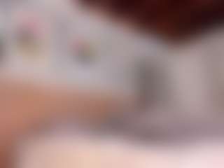 Live cam show with ZafiraBlack - Athletic Tease on Camsoda