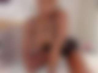 Live cam show with ZafiraBlack - Blowjob on Camsoda