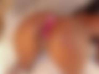 Live cam show with ZafiraBlack - Athletic Teen (18+) on Camsoda