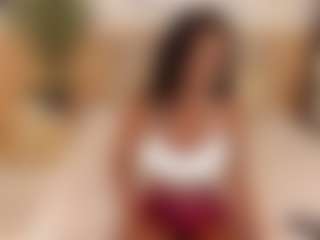 Live cam show with ZafiraBlack - Body Massage on live.xheat.ai