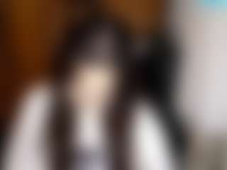 Live cam show with Lily - Facial on AdultVida.com