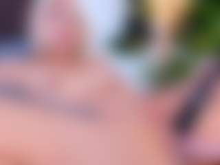 Antonella-Lucenti's Live Sex Cam Show