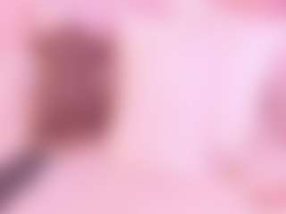 Live cam show with Antonella-Lucenti - Gagging on Camsoda