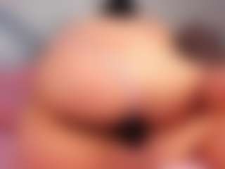 Antonella Lucenti's Live Sex Cam Show