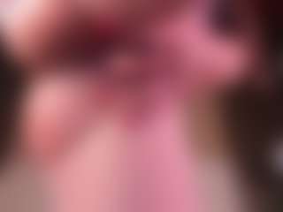 Live cam show with Antonella Lucenti - Bikini on xxxlivecams.org