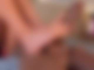 Live cam show with Antonella Lucenti - Full Nudity on Camsoda