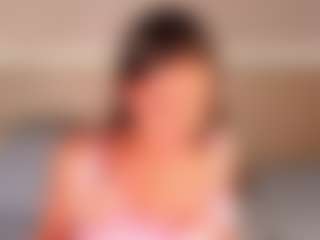 Live cam show with Antonella Lucenti - Oil on Camsoda