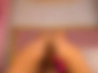 Live cam show with Antonella Lucenti - Bikini on AdultVida.com