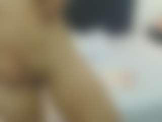 Live cam show with Biancadollx - Petite on Camsoda