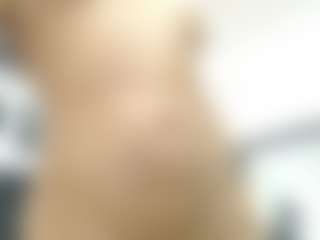 Live cam show with Biancadollx - Skinny MILF on iamadamtest123.com