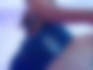 Biancadollx MILF webcam performer live streaming