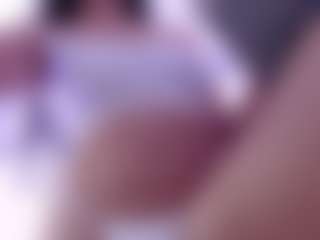 Live cam show with Biancadollx - Petite MILF on slutload