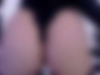 Biancadollx MILF webcam performer live streaming