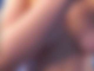 Live cam show with CarryPietras - Sexting on Camsoda