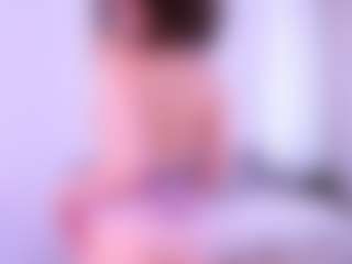 CarryPietras's Live Sex Cam Show